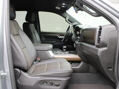 2024 Chevrolet Silverado 1500 4x4 Crew Cab High Country Fond du Lac WI