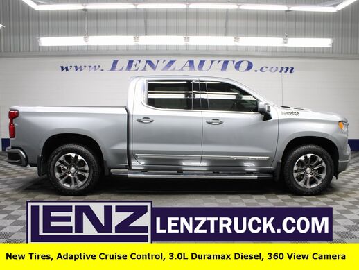 2024_Chevrolet_Silverado 1500_4x4 Crew Cab High Country_ Fond du Lac WI