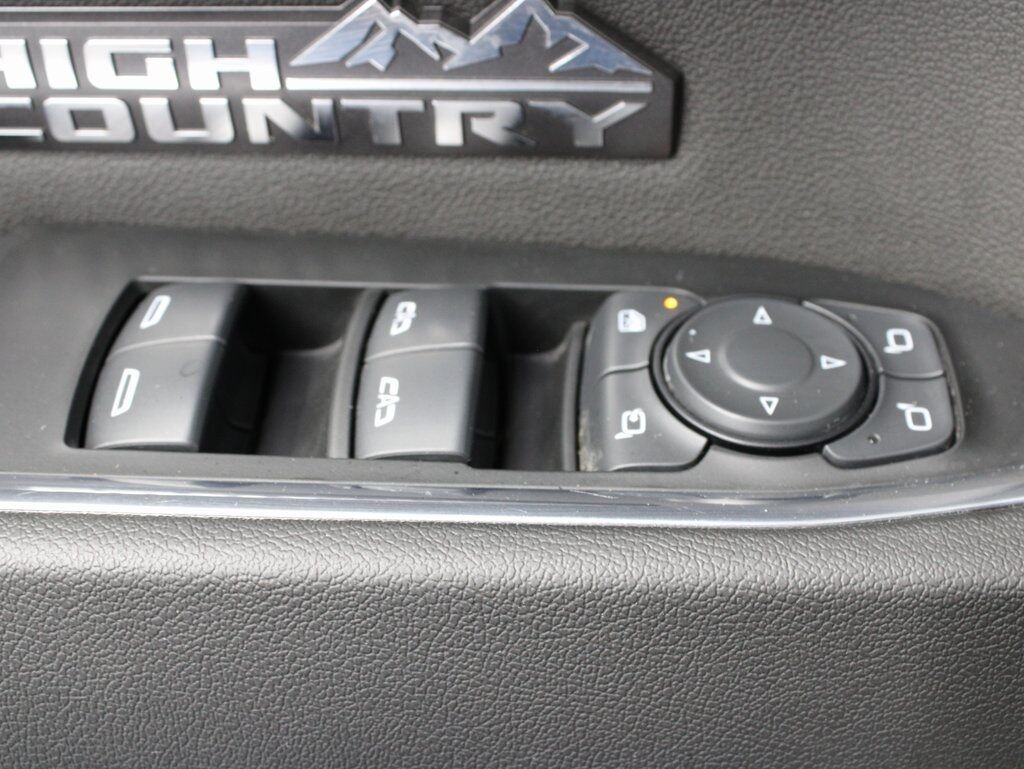 2024 Chevrolet Silverado 1500 4x4 Crew Cab High Country Fond du Lac WI