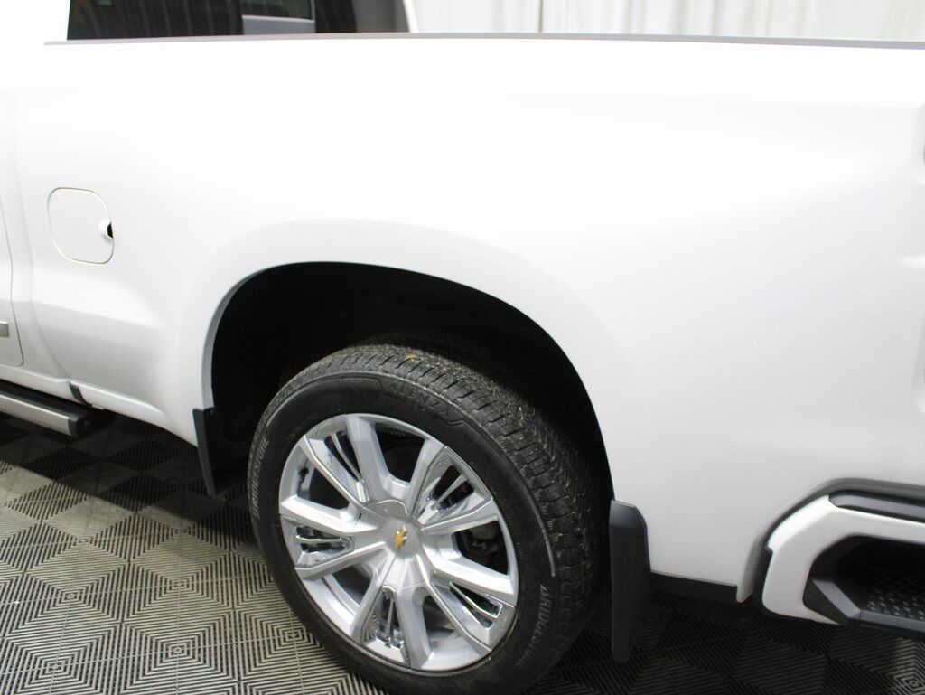 2024 Chevrolet Silverado 1500 4x4 Crew Cab High Country Fond du Lac WI