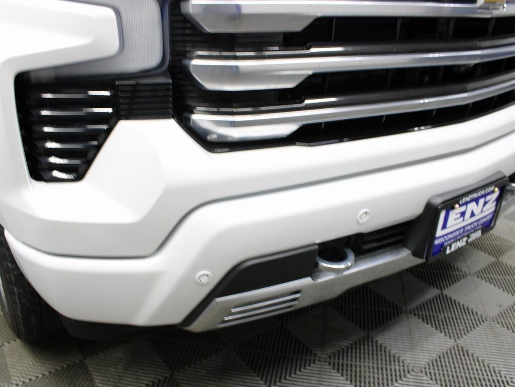 2024 Chevrolet Silverado 1500 4x4 Crew Cab High Country Fond du Lac WI