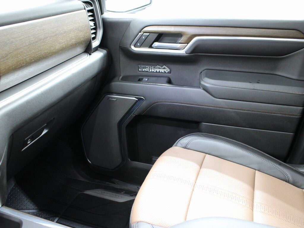 2024 Chevrolet Silverado 1500 4x4 Crew Cab High Country Fond du Lac WI