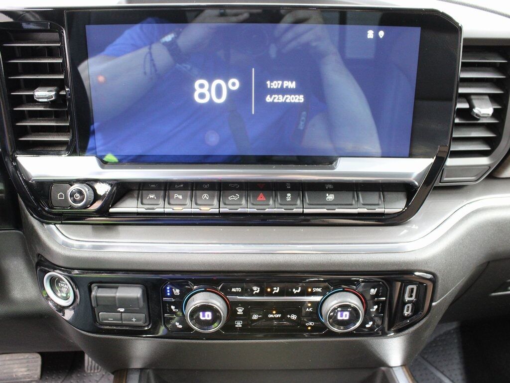 2024 Chevrolet Silverado 1500 4x4 Crew Cab High Country Fond du Lac WI