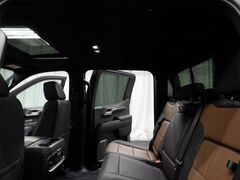 2024 Chevrolet Silverado 1500 4x4 Crew Cab High Country Fond du Lac WI