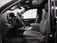 2024 Chevrolet Silverado 1500 4x4 Crew Cab High Country Fond du Lac WI