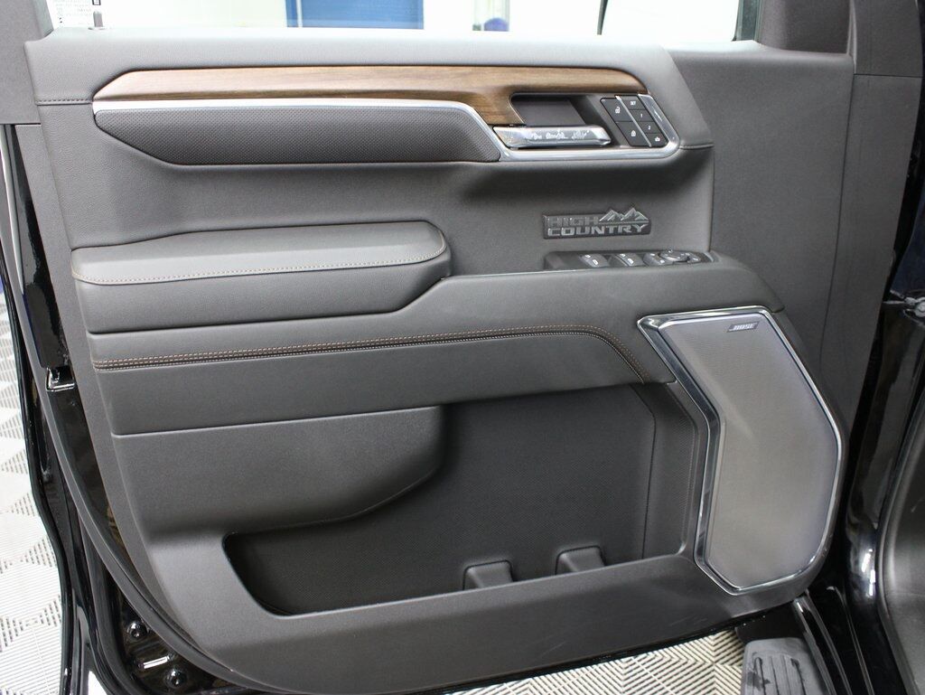 2024 Chevrolet Silverado 1500 4x4 Crew Cab High Country Fond du Lac WI