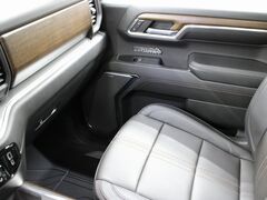 2024 Chevrolet Silverado 1500 4x4 Crew Cab High Country Fond du Lac WI