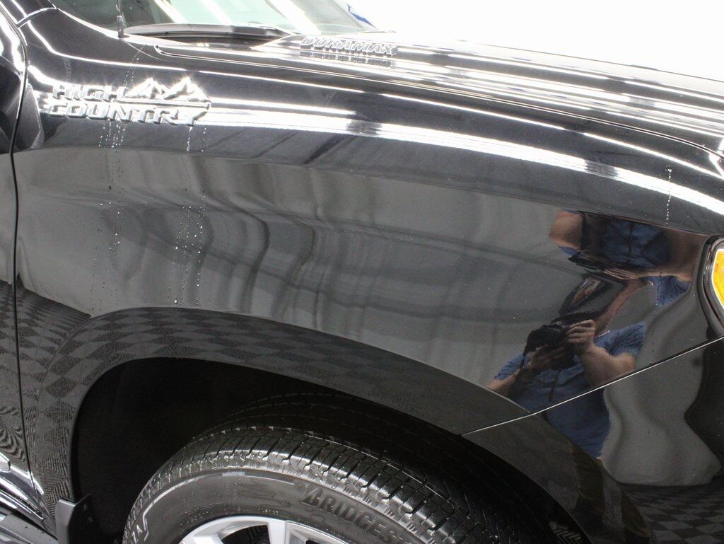2024 Chevrolet Silverado 1500 4x4 Crew Cab High Country Fond du Lac WI