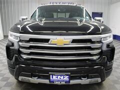 2024 Chevrolet Silverado 1500 4x4 Crew Cab High Country Fond du Lac WI