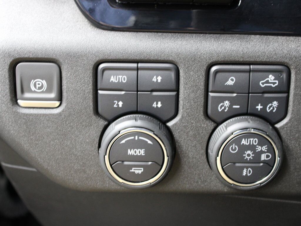 2024 Chevrolet Silverado 1500 4x4 Crew Cab High Country Fond du Lac WI