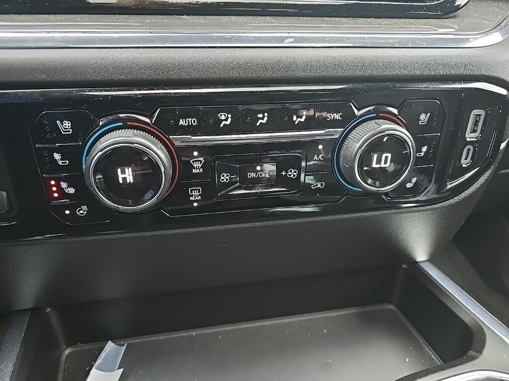 2024 Chevrolet Silverado 1500 4x4 Crew Cab High Country Fond du Lac WI