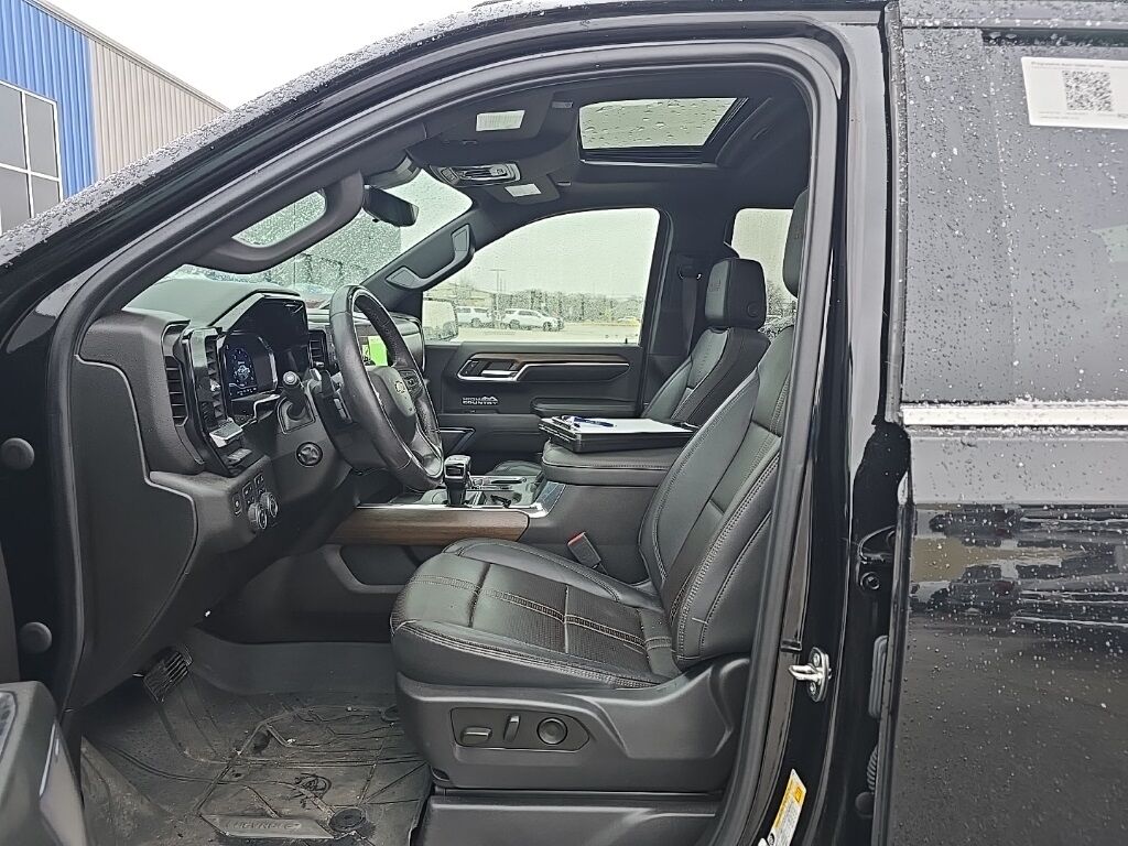 2024 Chevrolet Silverado 1500 4x4 Crew Cab High Country Fond du Lac WI