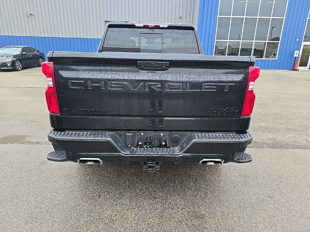2024 Chevrolet Silverado 1500 4x4 Crew Cab High Country Fond du Lac WI