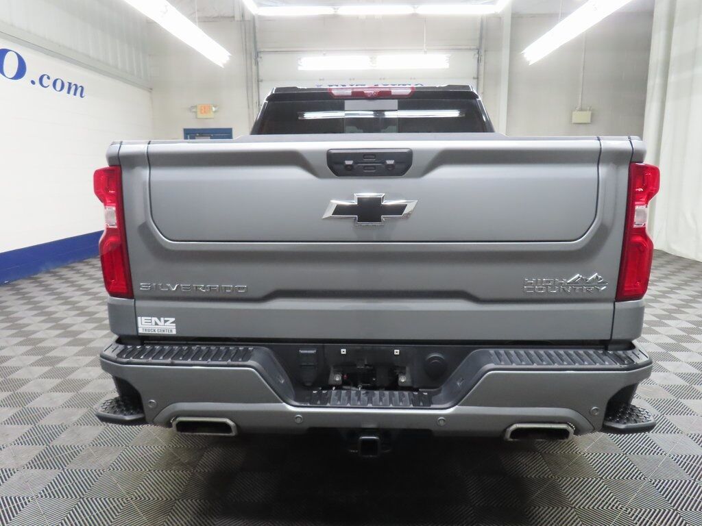 2024 Chevrolet Silverado 1500 4x4 Crew Cab High Country Fond du Lac WI