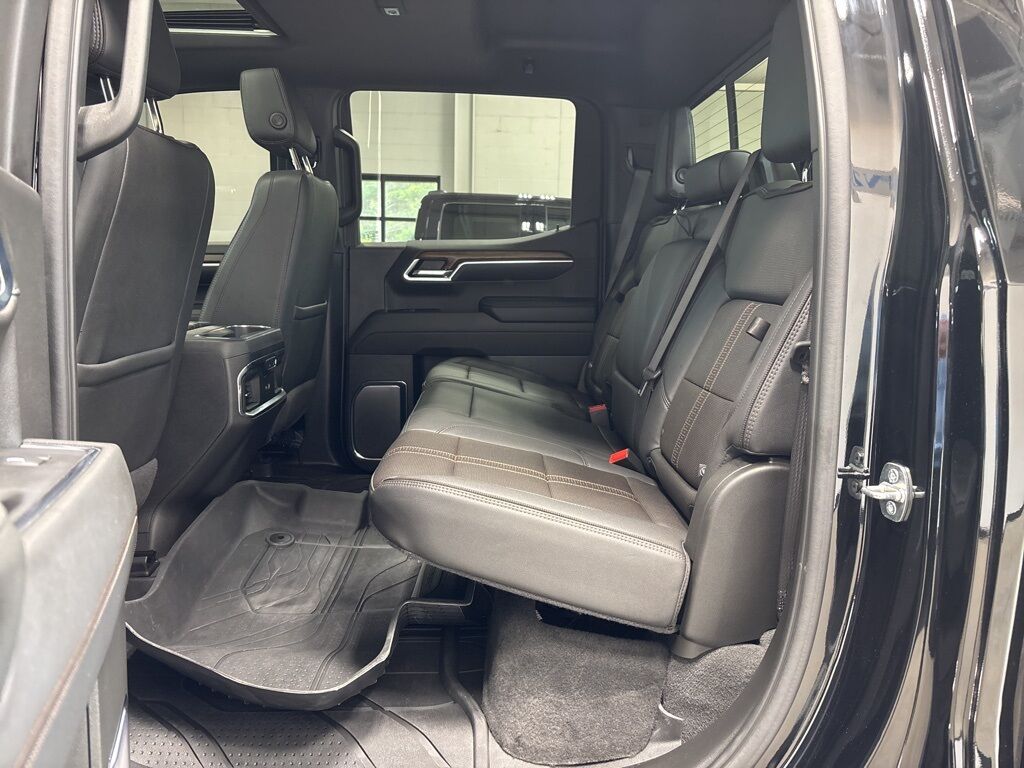 2024 Chevrolet Silverado 1500 4x4 Crew Cab High Country Minocqua WI