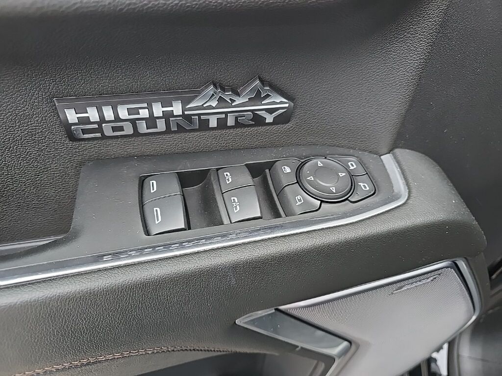2024 Chevrolet Silverado 1500 4x4 Crew Cab High Country Minocqua WI