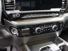 2024 Chevrolet Silverado 1500 4x4 Crew Cab LT Trail Boss Fond du Lac WI
