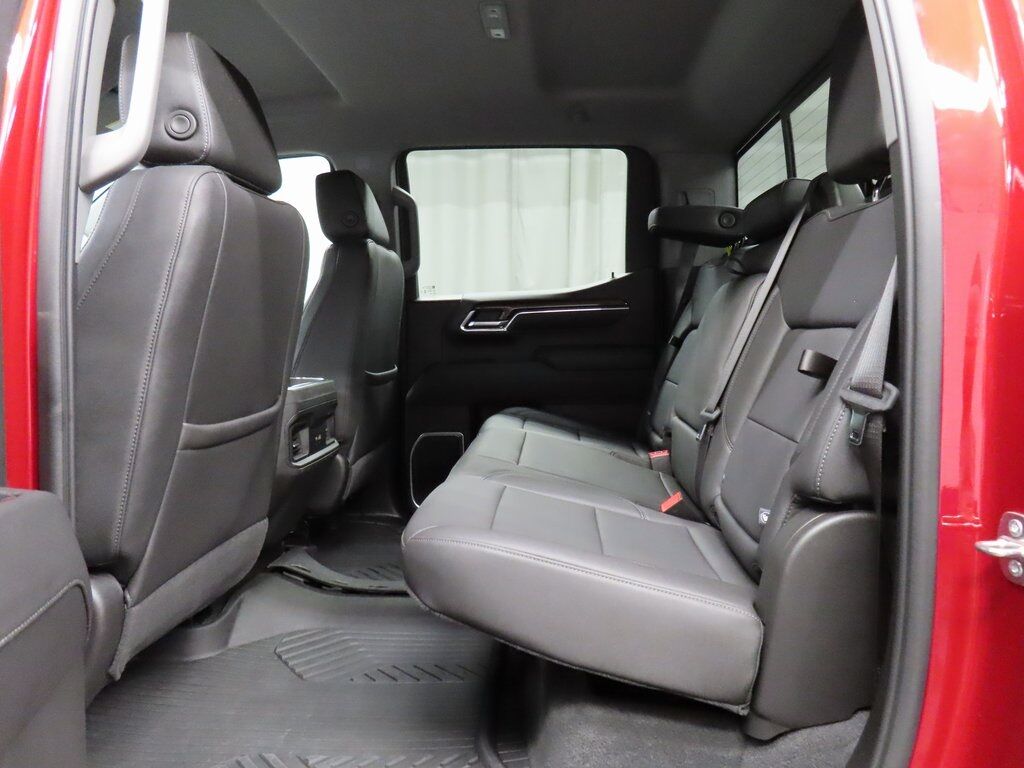 2024 Chevrolet Silverado 1500 4x4 Crew Cab LT Trail Boss Fond du Lac WI