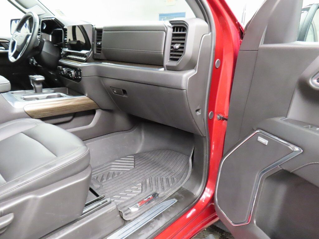 2024 Chevrolet Silverado 1500 4x4 Crew Cab LT Trail Boss Fond du Lac WI