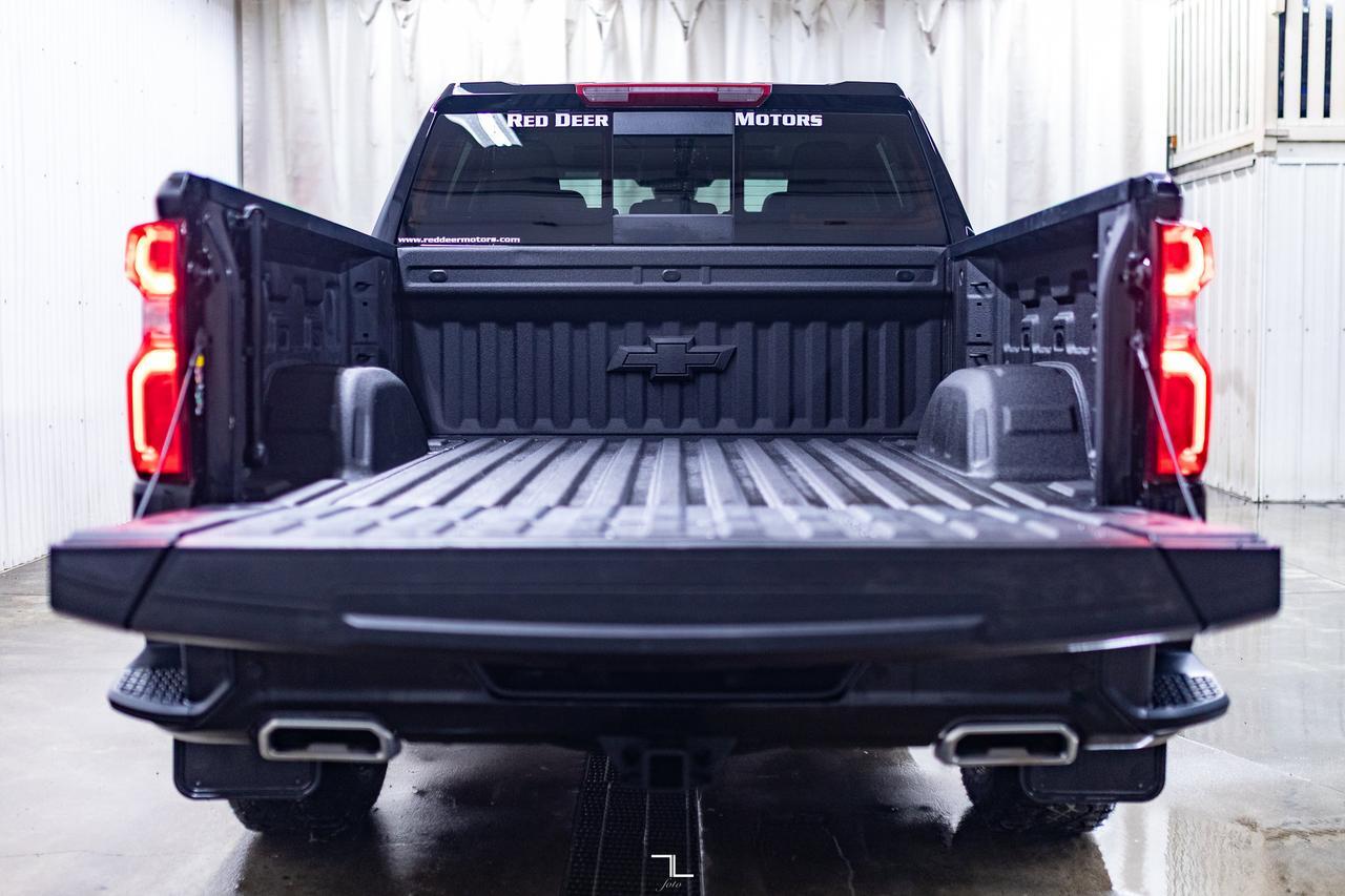 2024 Chevrolet Silverado 1500 4x4 Crew Cab LT Trail Boss Z71 Diesel Leather Roof Nav Red Deer AB
