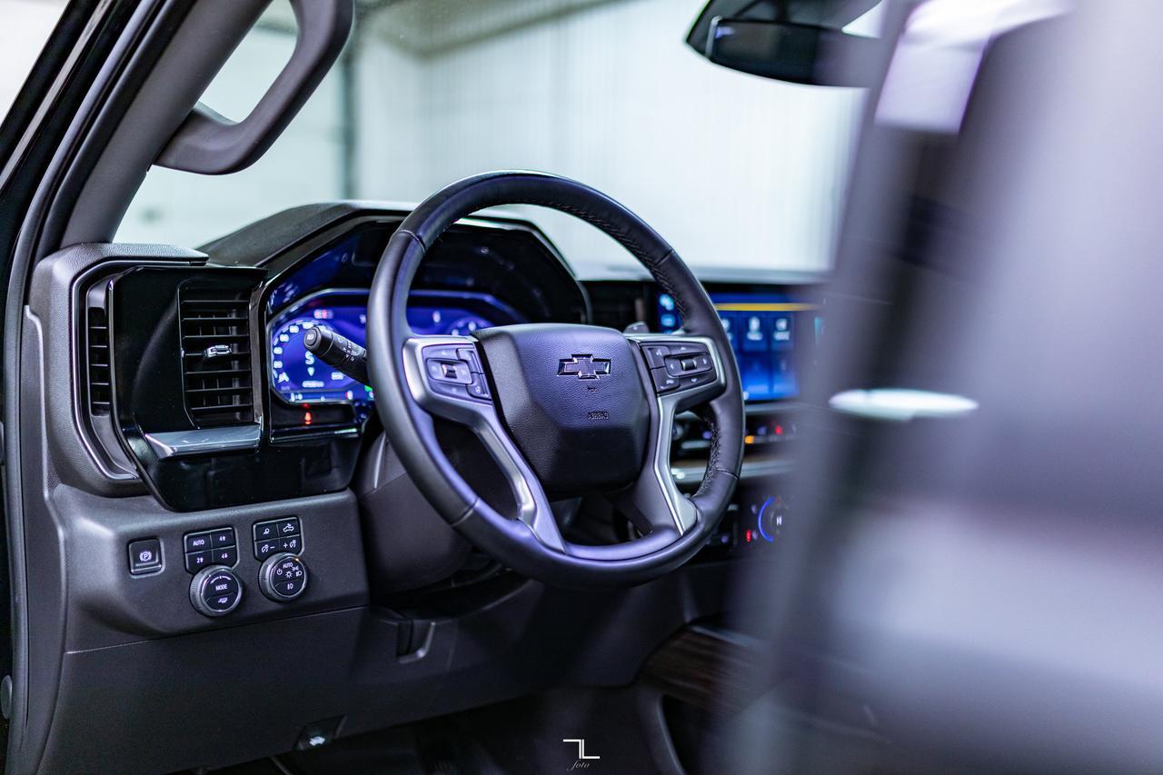 2024 Chevrolet Silverado 1500 4x4 Crew Cab LT Trail Boss Z71 Diesel Leather Roof Nav Red Deer AB