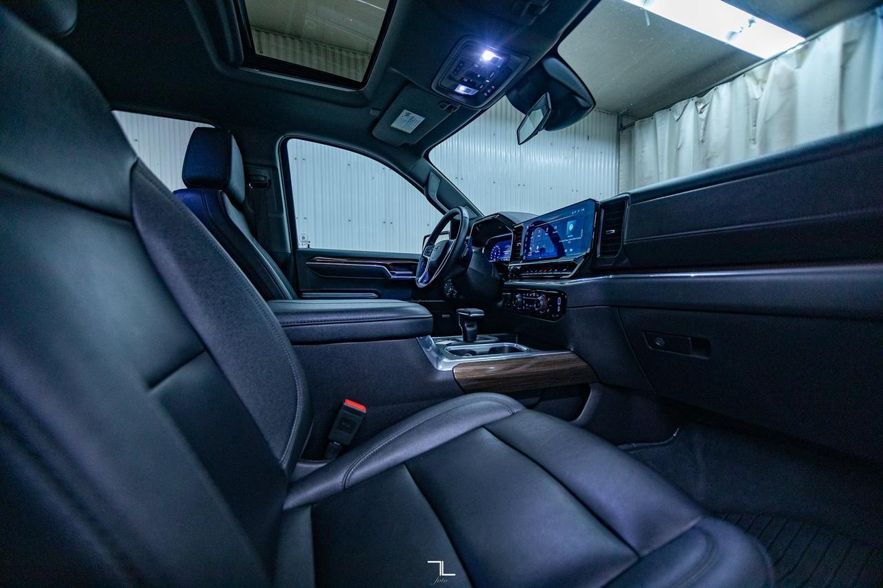 2024 Chevrolet Silverado 1500 4x4 Crew Cab LT Trail Boss Z71 Diesel Leather Roof Nav Red Deer AB