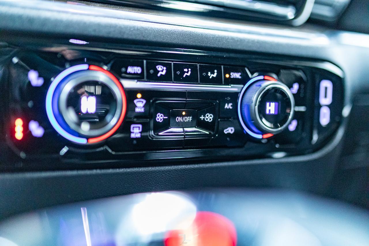 2024 Chevrolet Silverado 1500 4x4 Crew Cab LT Trail Boss Z71 Diesel Leather Roof Nav Red Deer AB