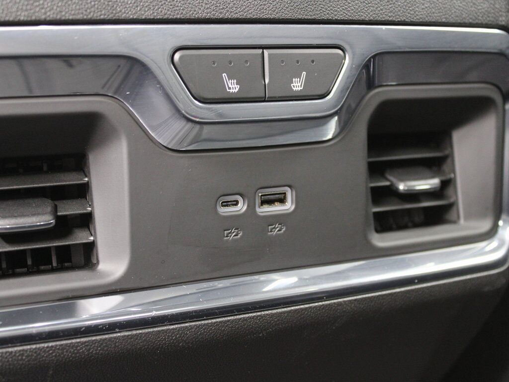 2024 Chevrolet Silverado 1500 4x4 Crew Cab LTZ Fond du Lac WI