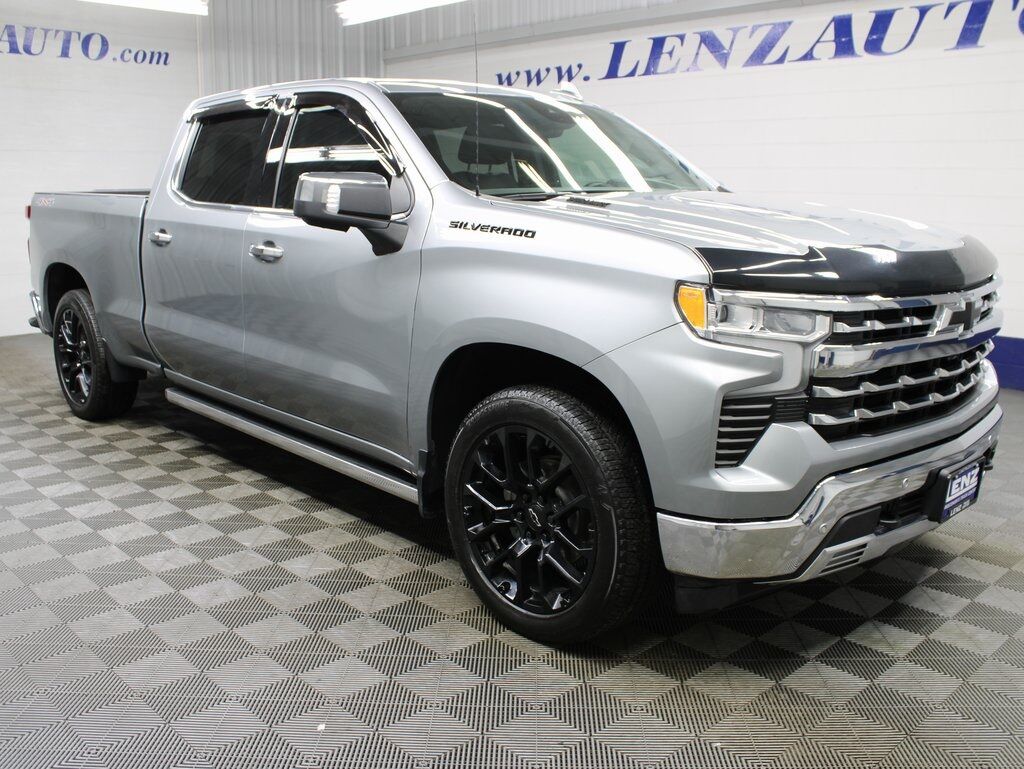2024 Chevrolet Silverado 1500 4x4 Crew Cab LTZ Fond du Lac WI