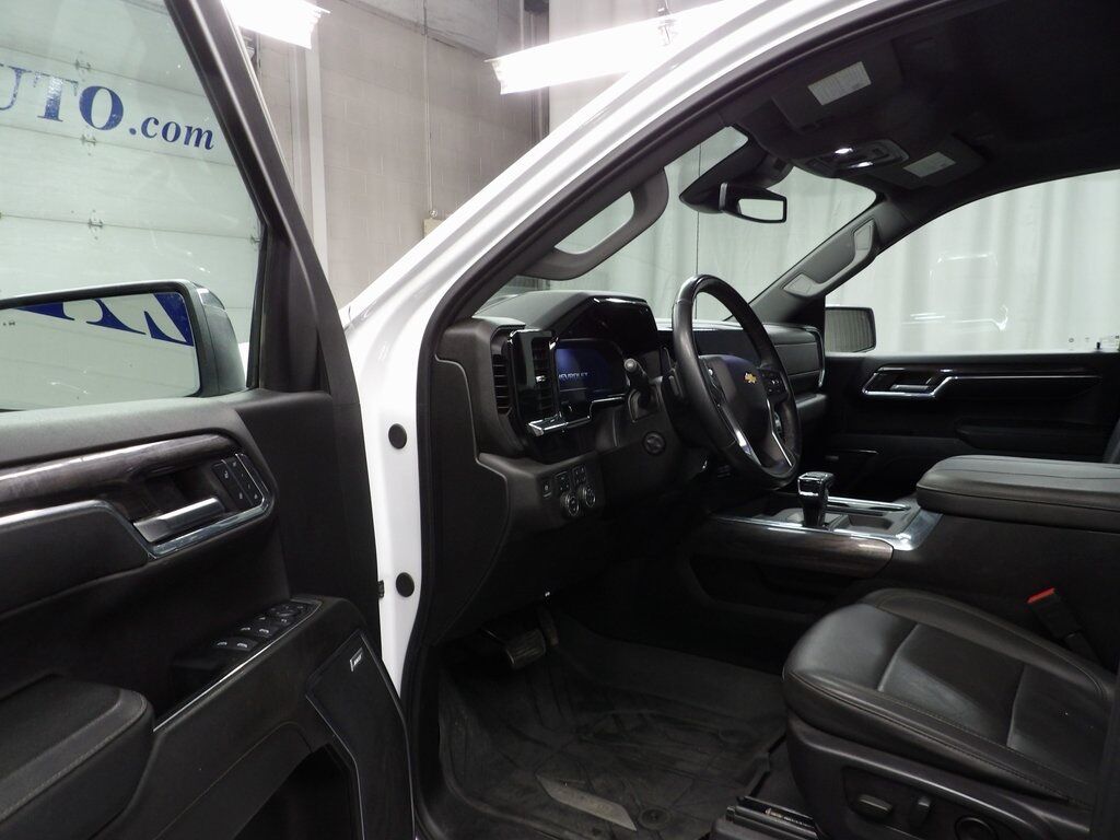 2024 Chevrolet Silverado 1500 4x4 Crew Cab LTZ Fond du Lac WI