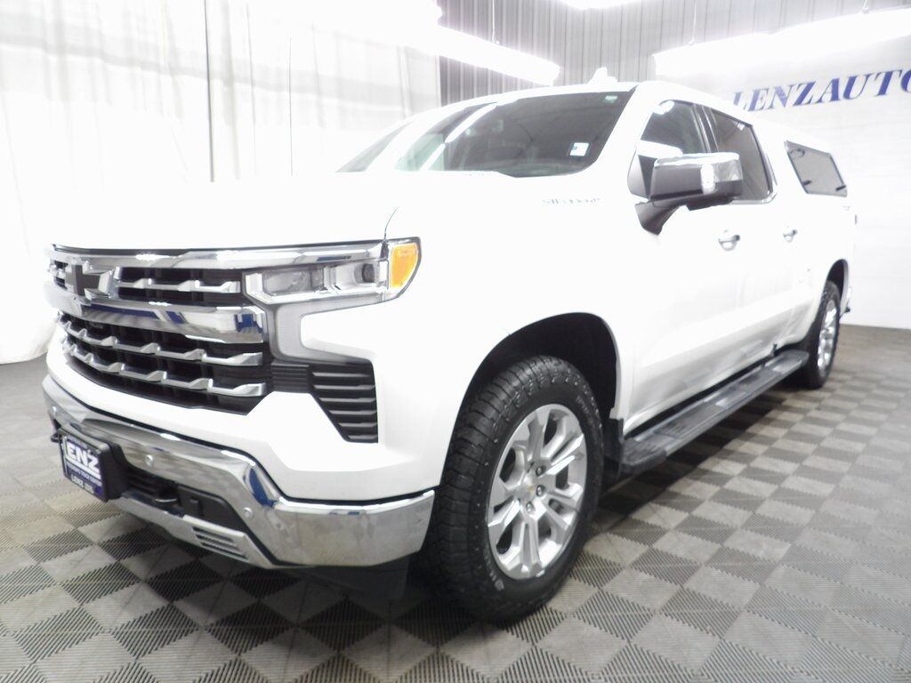 2024 Chevrolet Silverado 1500 4x4 Crew Cab LTZ Fond du Lac WI
