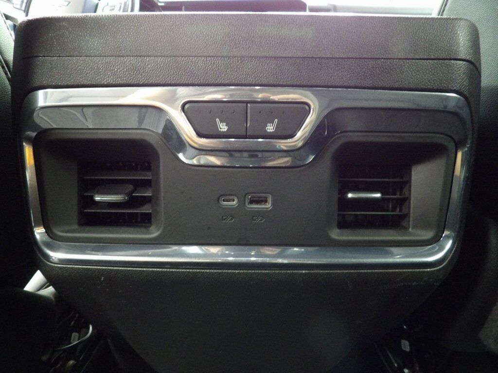 2024 Chevrolet Silverado 1500 4x4 Crew Cab LTZ Fond du Lac WI