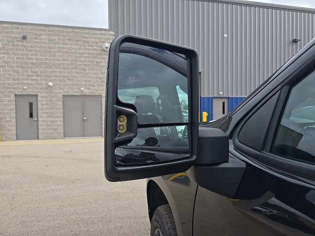 2024 Chevrolet Silverado 1500 4x4 Crew Cab RST Fond du Lac WI