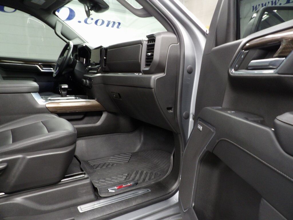 2024 Chevrolet Silverado 1500 4x4 Crew Cab RST Fond du Lac WI