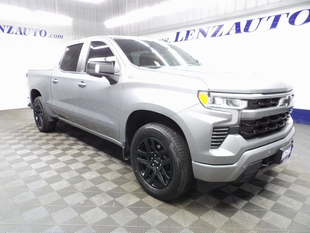 2024 Chevrolet Silverado 1500 4x4 Crew Cab RST Fond du Lac WI