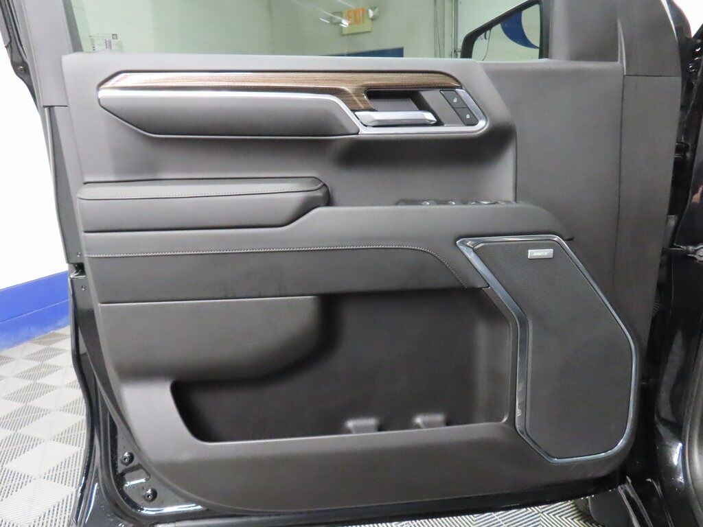 2024 Chevrolet Silverado 1500 4x4 Crew Cab RST Fond du Lac WI