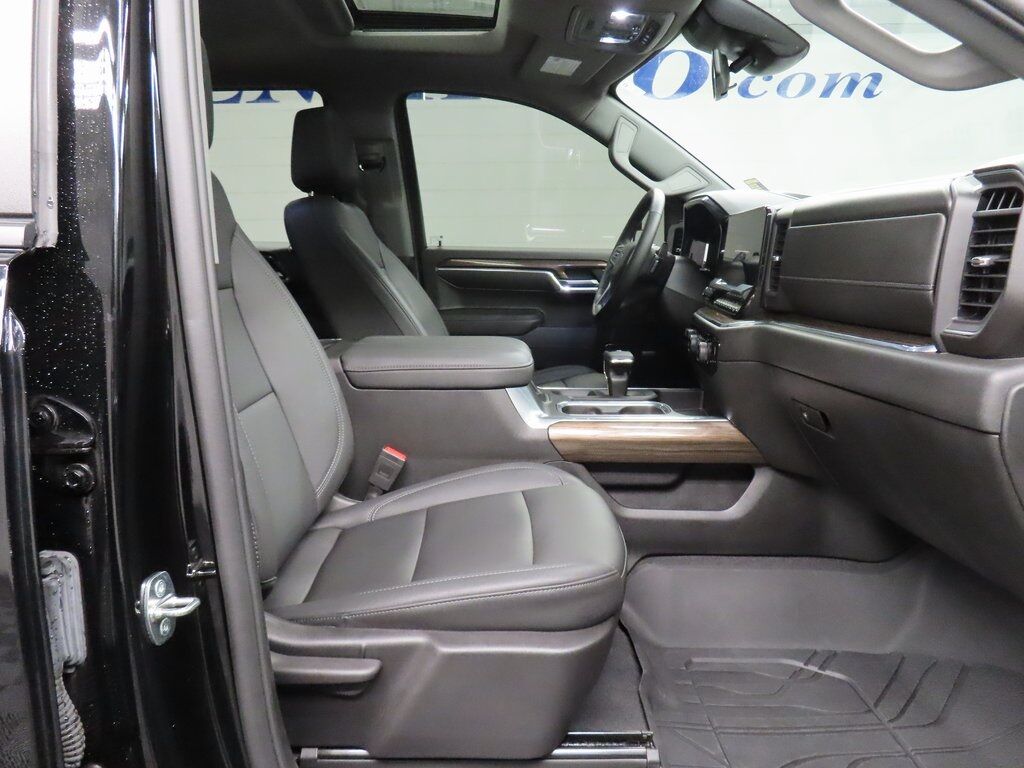 2024 Chevrolet Silverado 1500 4x4 Crew Cab RST Fond du Lac WI