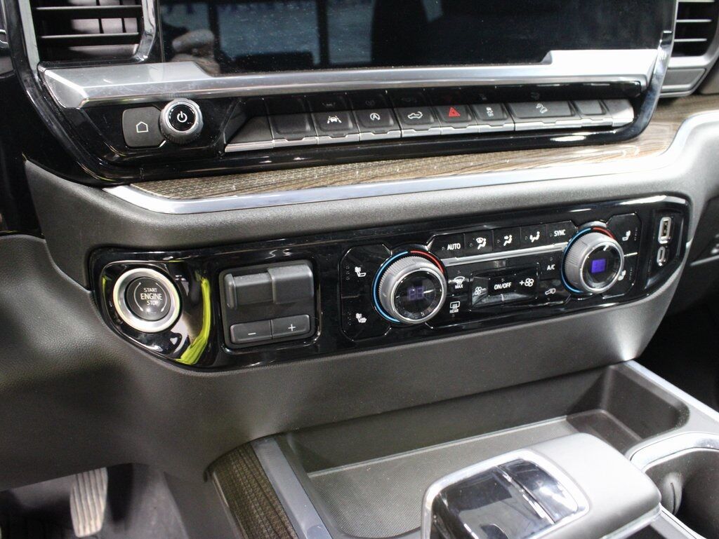 2024 Chevrolet Silverado 1500 4x4 Crew Cab RST Fond du Lac WI