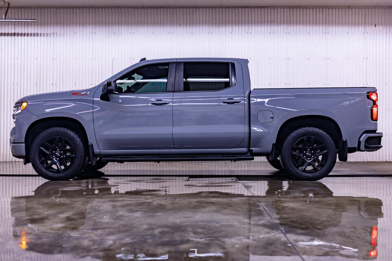 2024 Chevrolet Silverado 1500 4x4 Crew Cab RST Z71 Diesel Leather Roof Nav Red Deer AB