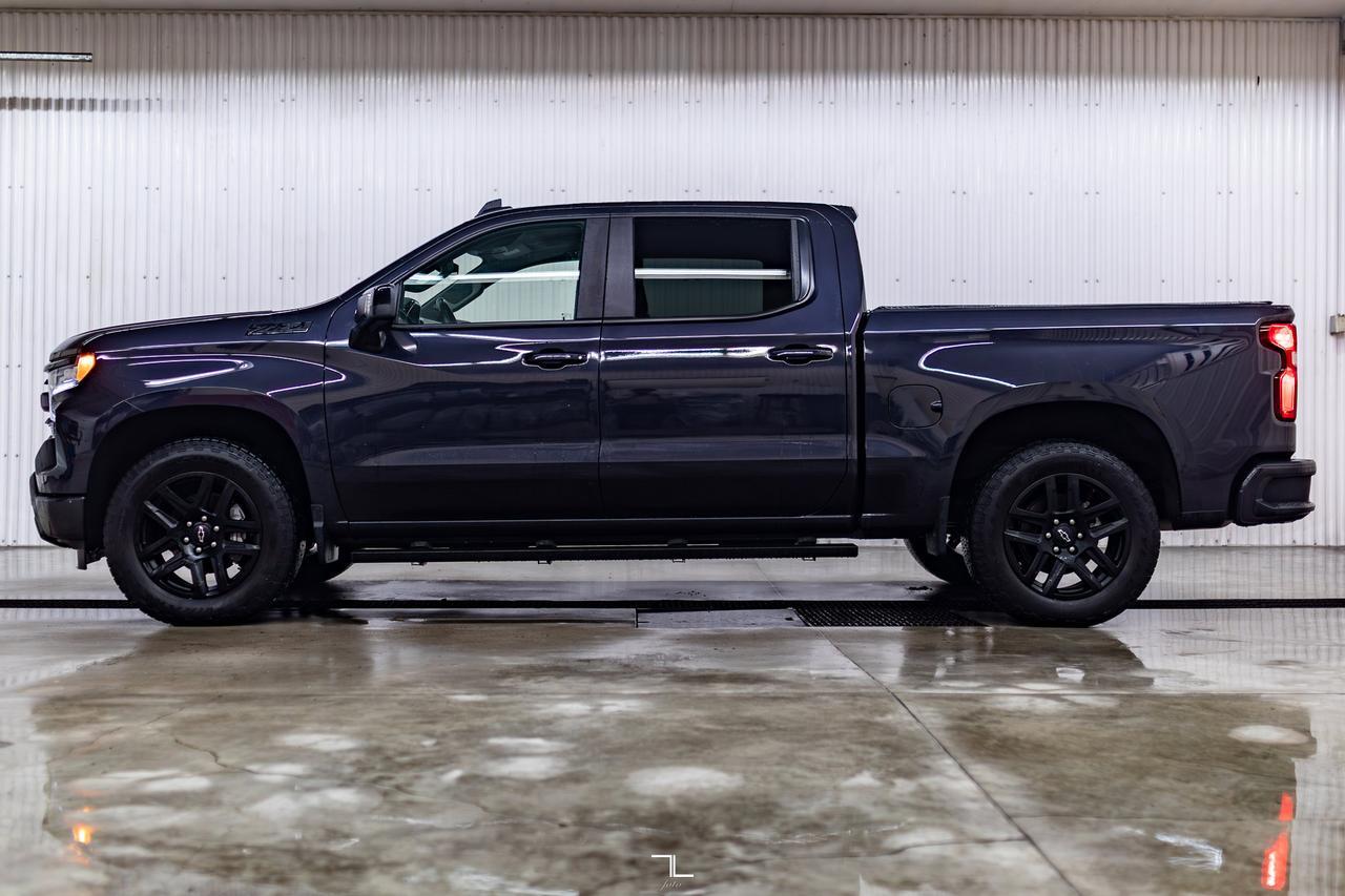 2024 Chevrolet Silverado 1500 4x4 Crew Cab RST Z71 Leather BCam Red Deer AB