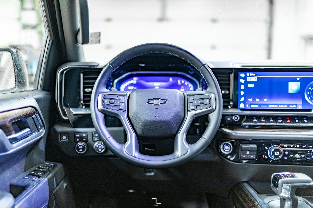 2024 Chevrolet Silverado 1500 4x4 Crew Cab RST Z71 Leather BCam Red Deer AB