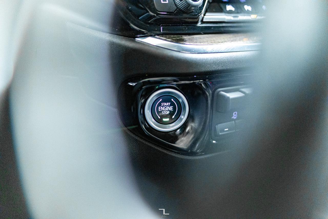 2024 Chevrolet Silverado 1500 4x4 Crew Cab RST Z71 Leather BCam Red Deer AB