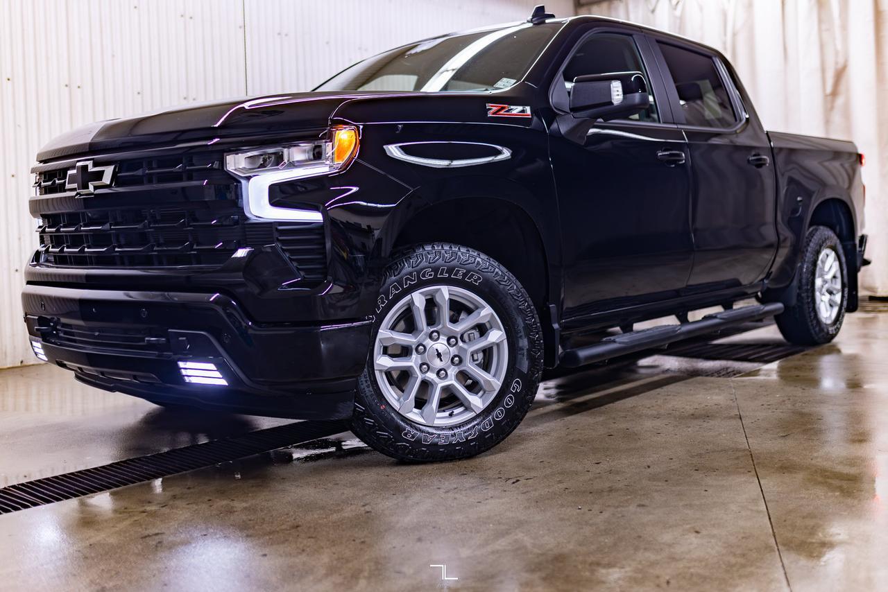 2024 Chevrolet Silverado 1500 4x4 Crew Cab RST Z71 Nav BCam Red Deer AB