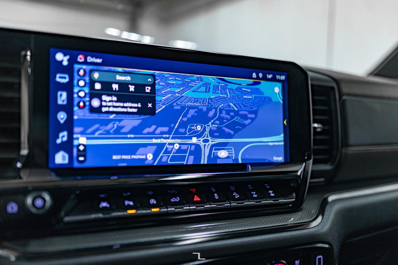 2024 Chevrolet Silverado 1500 4x4 Crew Cab ZR2 Diesel Leather Roof Nav BCam Red Deer AB