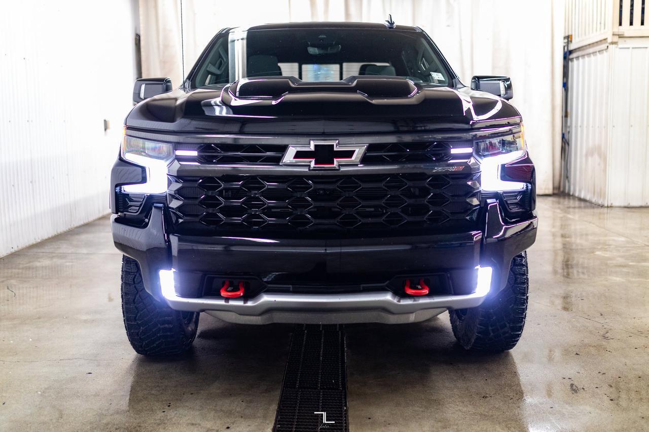 2024 Chevrolet Silverado 1500 4x4 Crew Cab ZR2 Diesel Leather Roof Nav BCam Red Deer AB