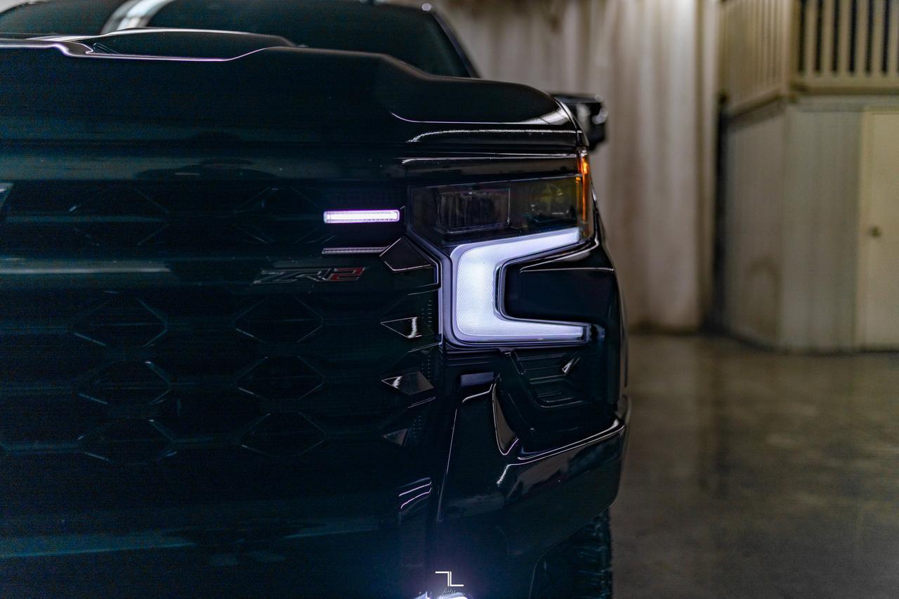 2024 Chevrolet Silverado 1500 4x4 Crew Cab ZR2 Diesel Leather Roof Nav BCam Red Deer AB