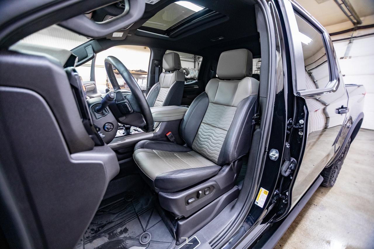 2024 Chevrolet Silverado 1500 4x4 Crew Cab ZR2 Diesel Leather Roof Nav BCam Red Deer AB