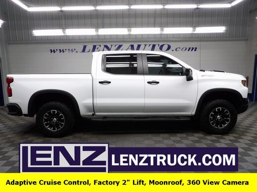 2024_Chevrolet_Silverado 1500_4x4 Crew Cab ZR2_ Fond du Lac WI