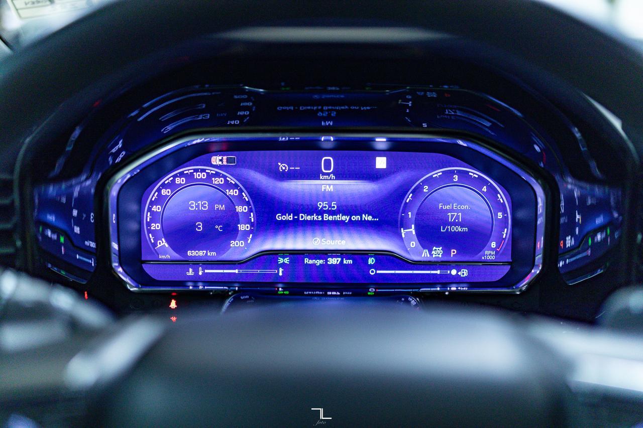 2024 Chevrolet Silverado 1500 4x4 Crew Cab ZR2 Leather Roof Nav BCam Red Deer AB