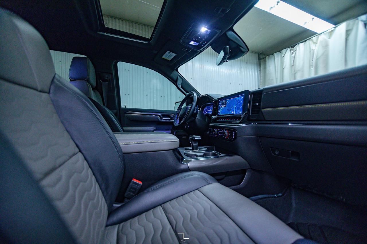 2024 Chevrolet Silverado 1500 4x4 Crew Cab ZR2 Leather Roof Nav BCam Red Deer AB